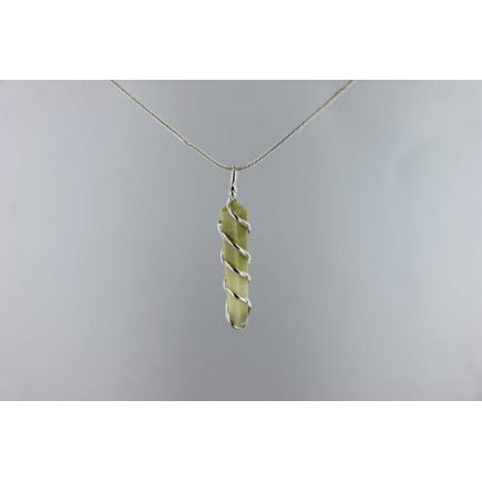 Serpentine Double Point Spiral Pendant